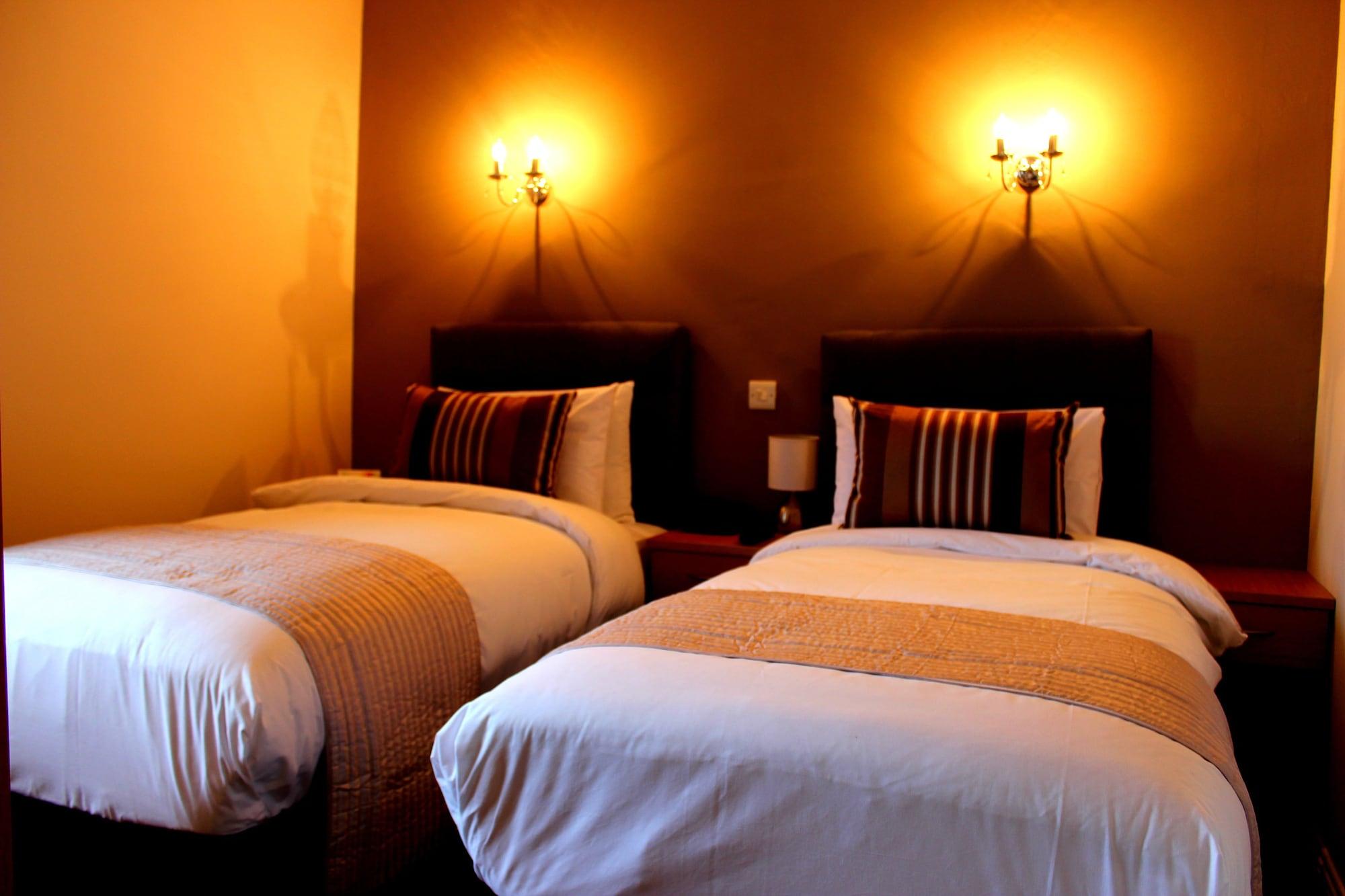 The Pier Hotel Limerick Junction Esterno foto