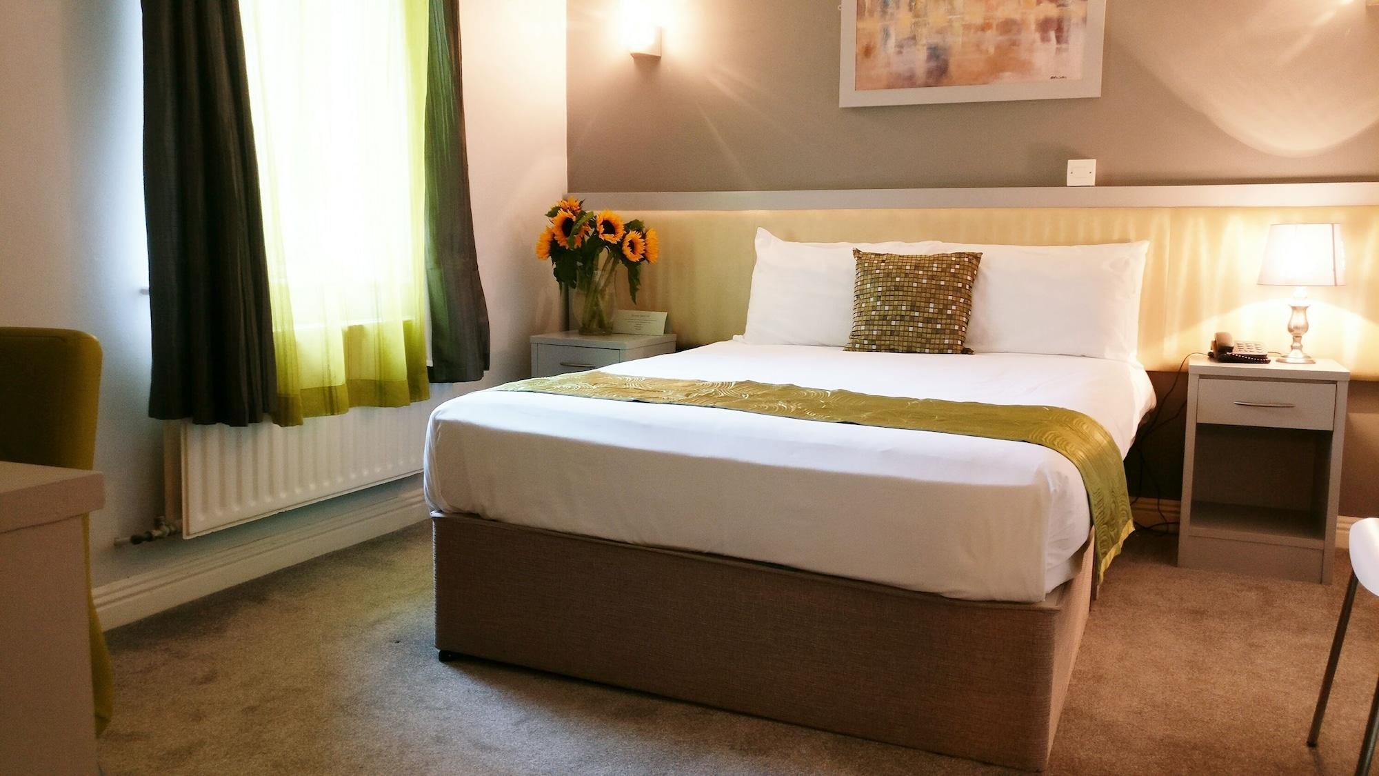 The Pier Hotel Limerick Junction Esterno foto
