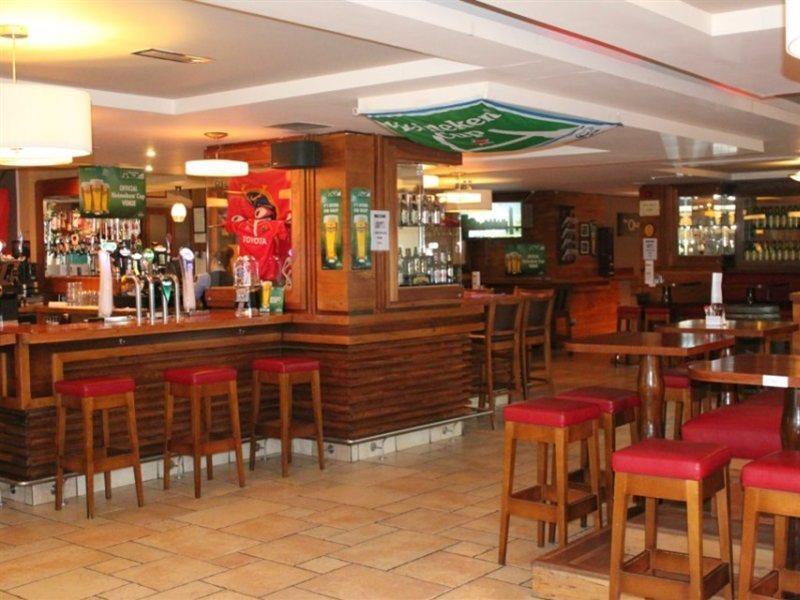 The Pier Hotel Limerick Junction Esterno foto